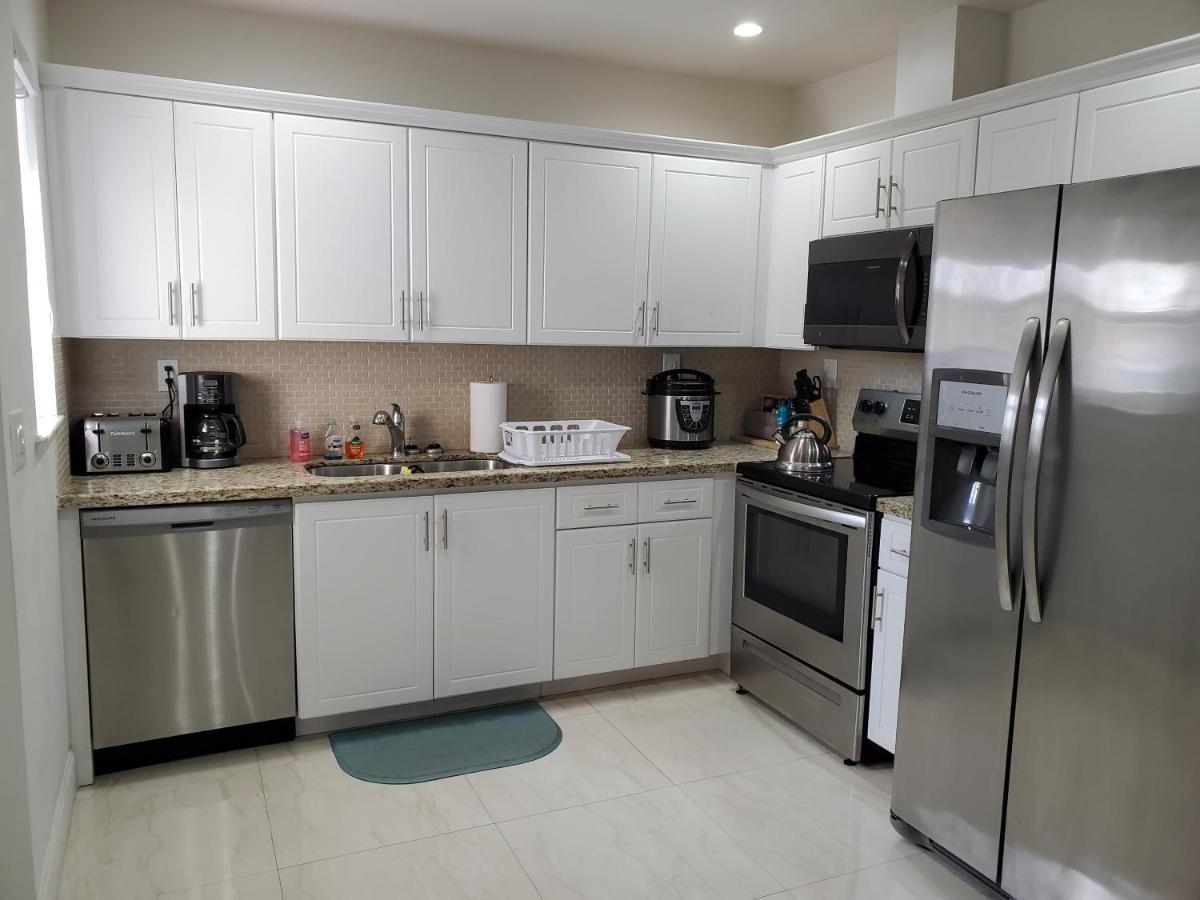 Сasa de vacaciones Miami-airport Oasis Vip House Miami