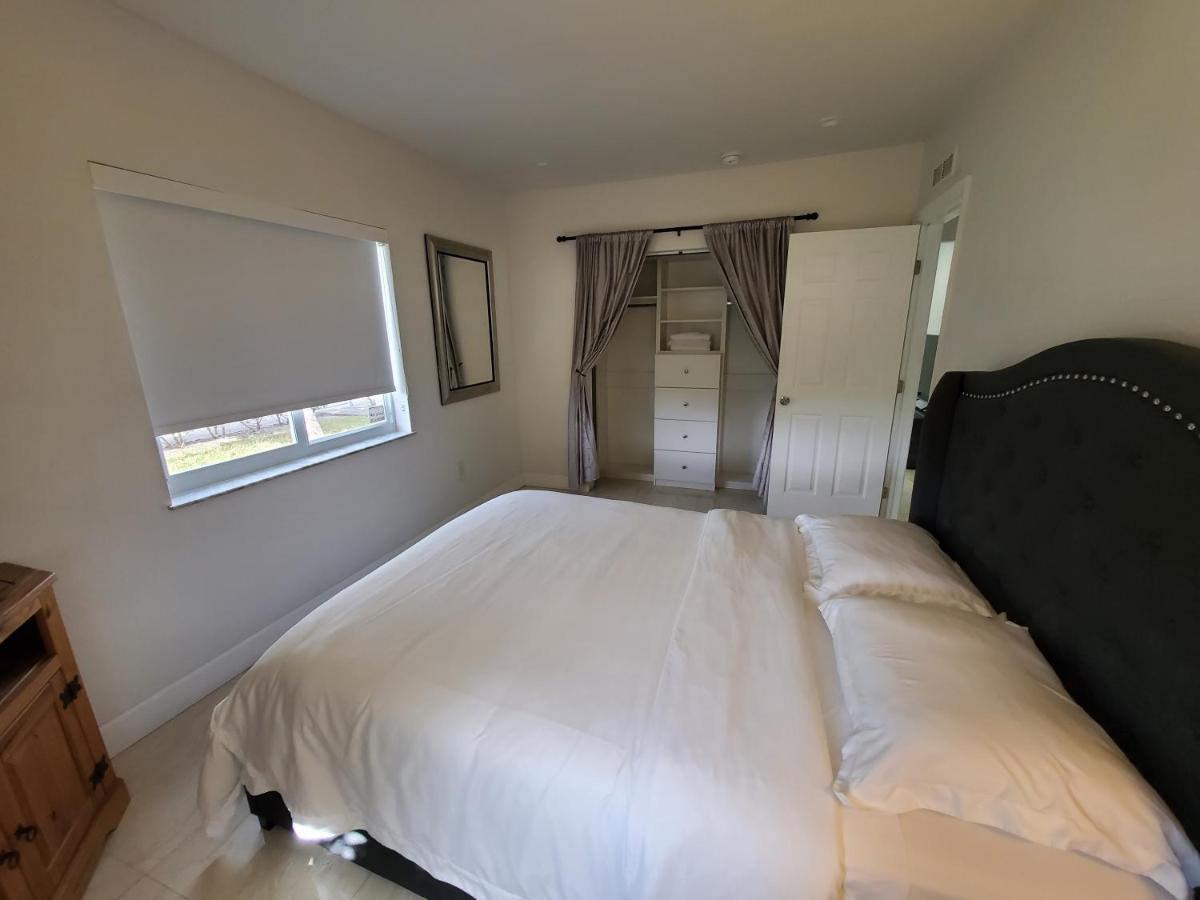 Сasa de vacaciones Miami-airport Oasis Vip House